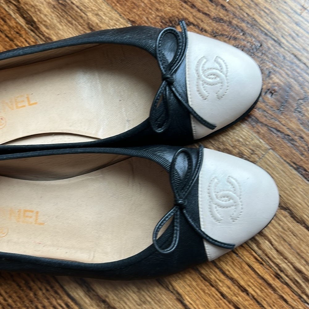 Chanel flats